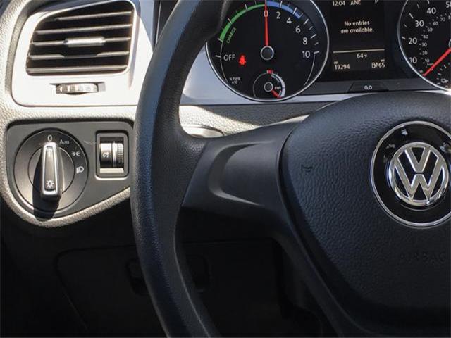 2015 Volkswagen e-Golf WVWKP7AU7FW904643