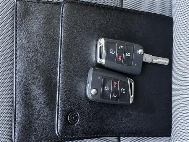 2015 Volkswagen e-Golf WVWKP7AU7FW904643