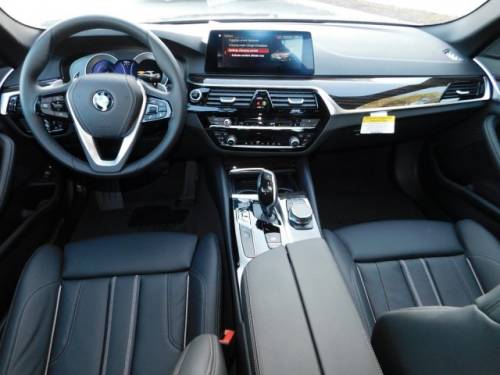 2019 BMW 5 Series WBAJA9C57KB254273