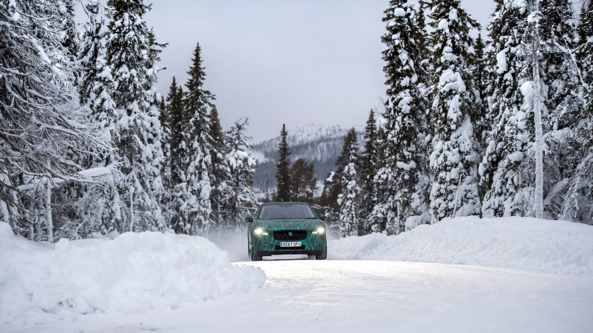 Jaguar I-Pace winter testing