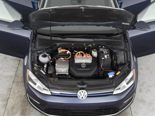 2016 Volkswagen e-Golf WVWKP7AU0GW911967