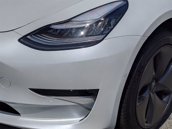 2020 Tesla Model 3 5YJ3E1EB1LF628072