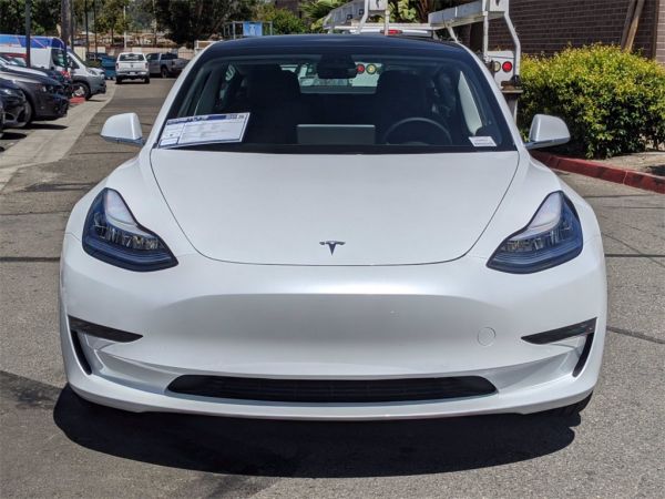 2020 Tesla Model 3 5YJ3E1EB1LF628072