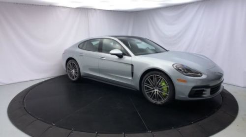 2019 Porsche Panamera WP0AE2A77KL123308