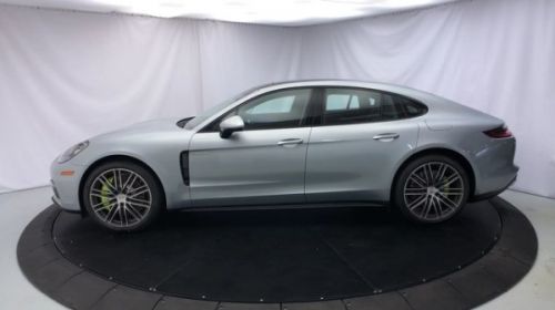 2019 Porsche Panamera WP0AE2A77KL123308