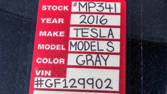 2016 Tesla Model S 5YJSA1E21GF129902