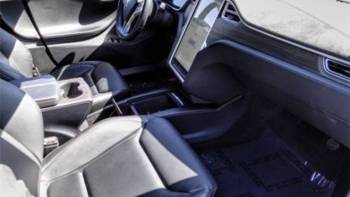 2016 Tesla Model S 5YJSA1E21GF129902