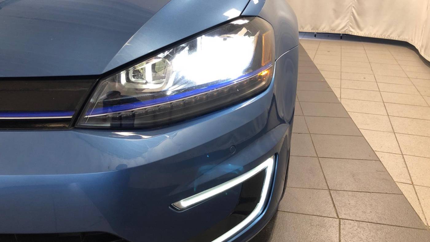 2015 Volkswagen e-Golf WVWPP7AU5FW910110