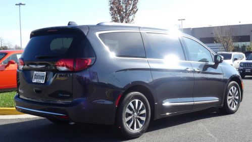 2020 Chrysler Pacifica 2C4RC1N78LR287821