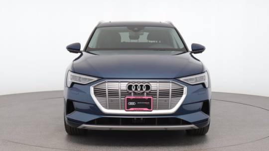 2019 Audi e-tron WA1LAAGE4KB009464