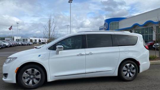 2018 Chrysler Pacifica 2C4RC1N76JR152429