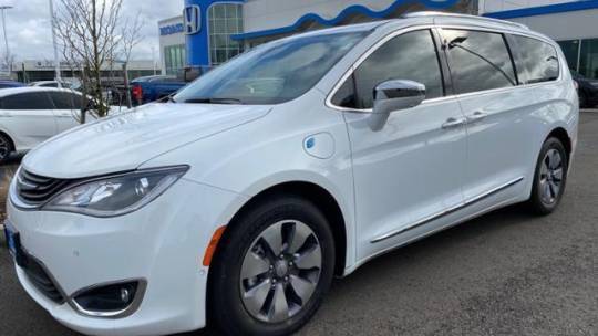 2018 Chrysler Pacifica 2C4RC1N76JR152429