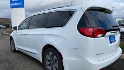 2018 Chrysler Pacifica 2C4RC1N76JR152429