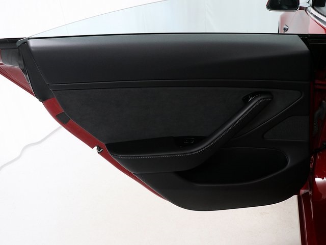 2018 Tesla Model 3 5YJ3E1EB9JF129677