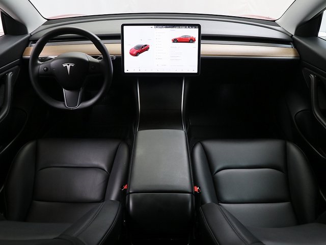 2018 Tesla Model 3 5YJ3E1EB9JF129677