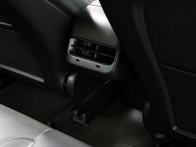 2018 Tesla Model 3 5YJ3E1EB9JF129677
