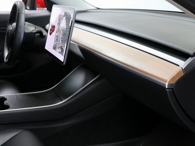2018 Tesla Model 3 5YJ3E1EB9JF129677