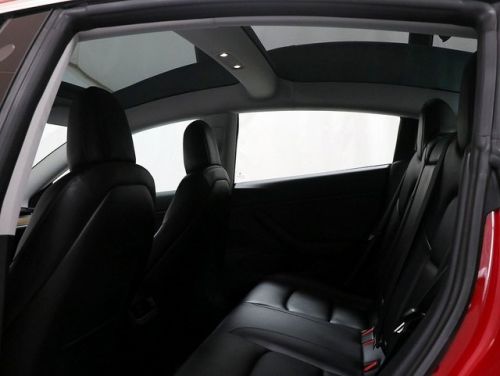2018 Tesla Model 3 5YJ3E1EB9JF129677