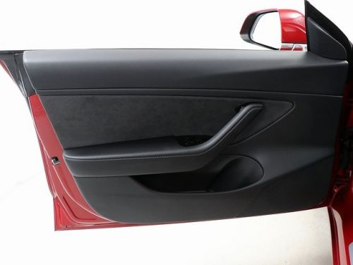 2018 Tesla Model 3 5YJ3E1EB9JF129677