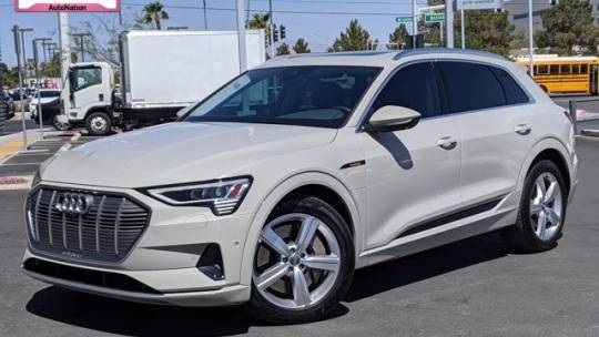 2019 Audi e-tron WA1LAAGE1KB022995