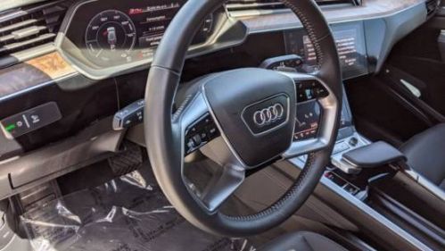 2019 Audi e-tron WA1LAAGE1KB022995