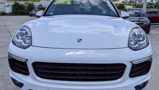 2016 Porsche Cayenne WP1AE2A29GLA62537