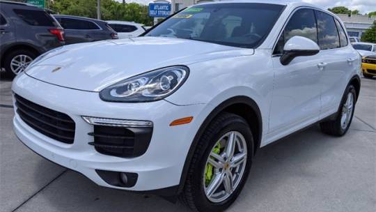 2016 Porsche Cayenne WP1AE2A29GLA62537