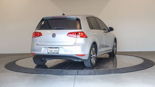 2016 Volkswagen e-Golf WVWPP7AU8GW911947