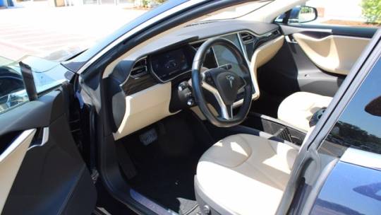 2014 Tesla Model S 5YJSA1H11EFP60813