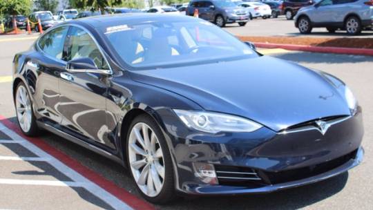 2014 Tesla Model S 5YJSA1H11EFP60813