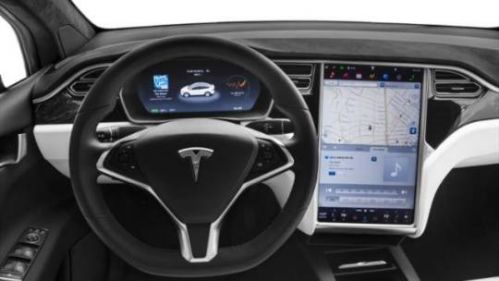 2018 Tesla Model X 5YJXCDE27JF138161