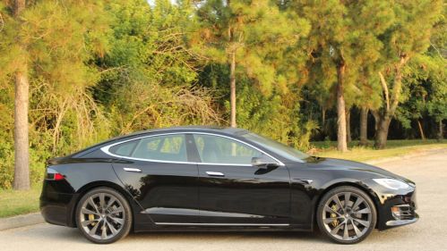 2021 Tesla Model S 5YJSA1E44MF426353