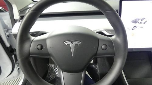 2019 Tesla Model 3 5YJ3E1EB8KF472692