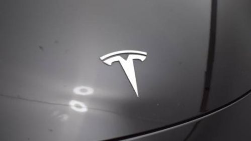 2018 Tesla Model 3 5YJ3E1EB4JF178379