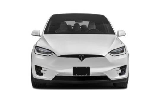 2018 Tesla Model X 5YJXCBE48JF138577