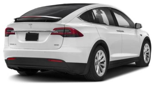 2018 Tesla Model X 5YJXCBE48JF138577