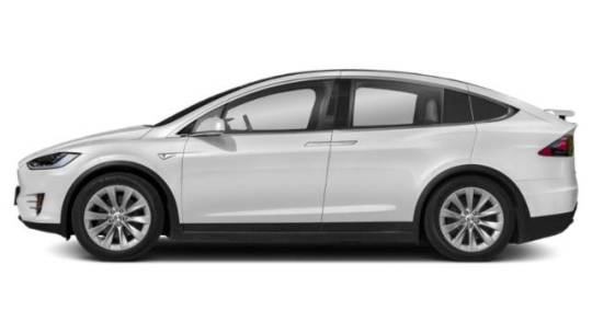 2018 Tesla Model X 5YJXCBE48JF138577