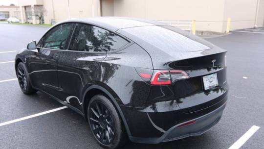 2020 Tesla Model Y 5YJYGDEE8LF051522