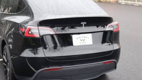 2020 Tesla Model Y 5YJYGDEE8LF051522