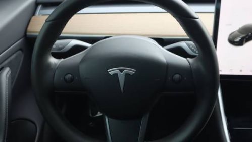 2019 Tesla Model 3 5YJ3E1EB1KF413287