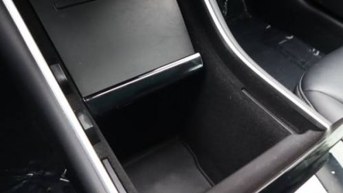 2019 Tesla Model 3 5YJ3E1EB1KF413287