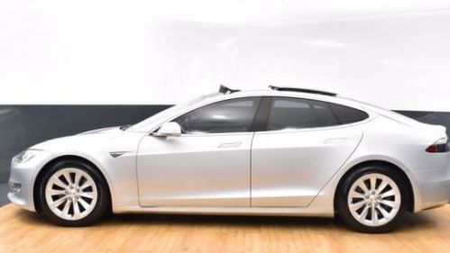 2016 Tesla Model S 5YJSA1E2XGF141840