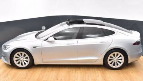 2016 Tesla Model S 5YJSA1E2XGF141840