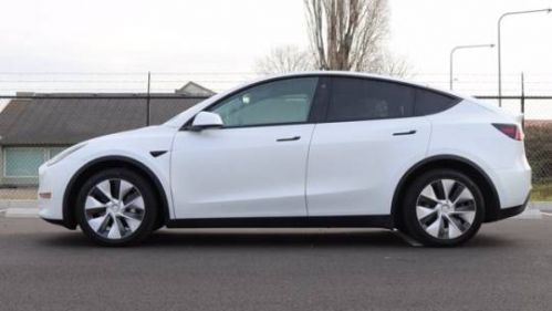 2021 Tesla Model Y 5YJYGDEE7MF118791