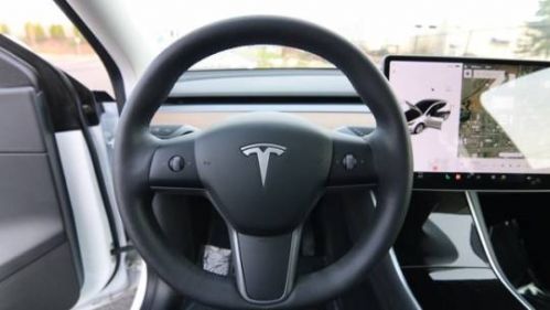 2021 Tesla Model Y 5YJYGDEE7MF118791