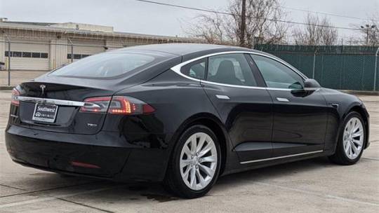 2018 Tesla Model S 5YJSA1E28JF281540