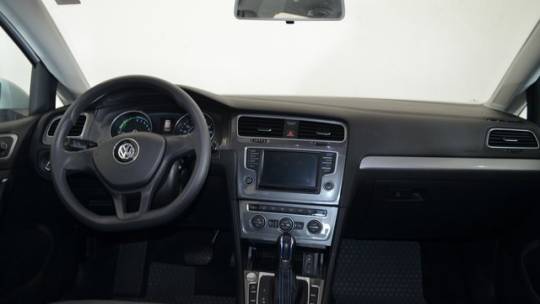 2016 Volkswagen e-Golf WVWKP7AU2GW911291