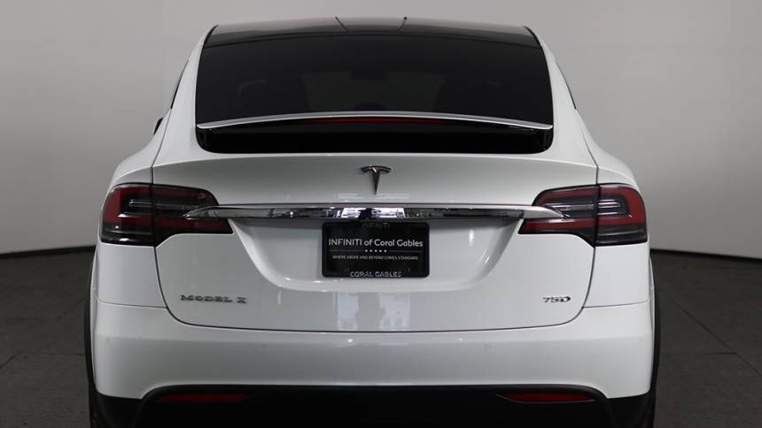 2018 Tesla Model X 5YJXCDE24JF089369