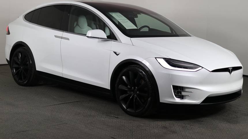 2018 Tesla Model X 5YJXCDE24JF089369