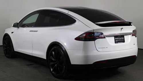 2018 Tesla Model X 5YJXCDE24JF089369